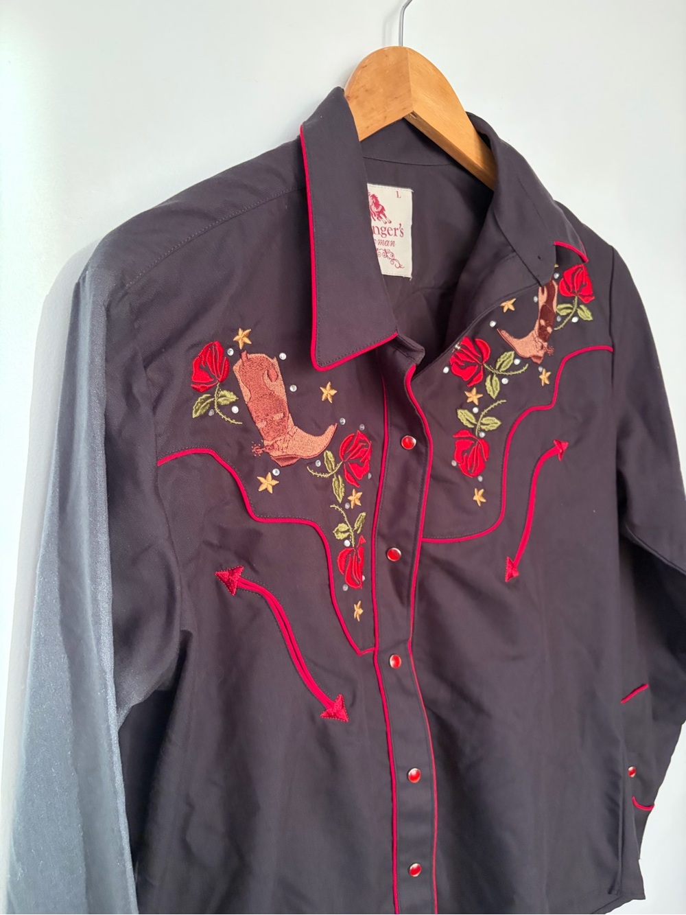 Ranger's Woman Black Western Shirt with Red Rose & Boot Embroidery - L - Picture 3 of 13
